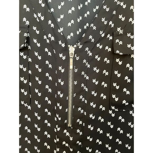 Women's Candies Black W/White Print, Front Zipper, And Pockets SZ L - Picture 4 of 6